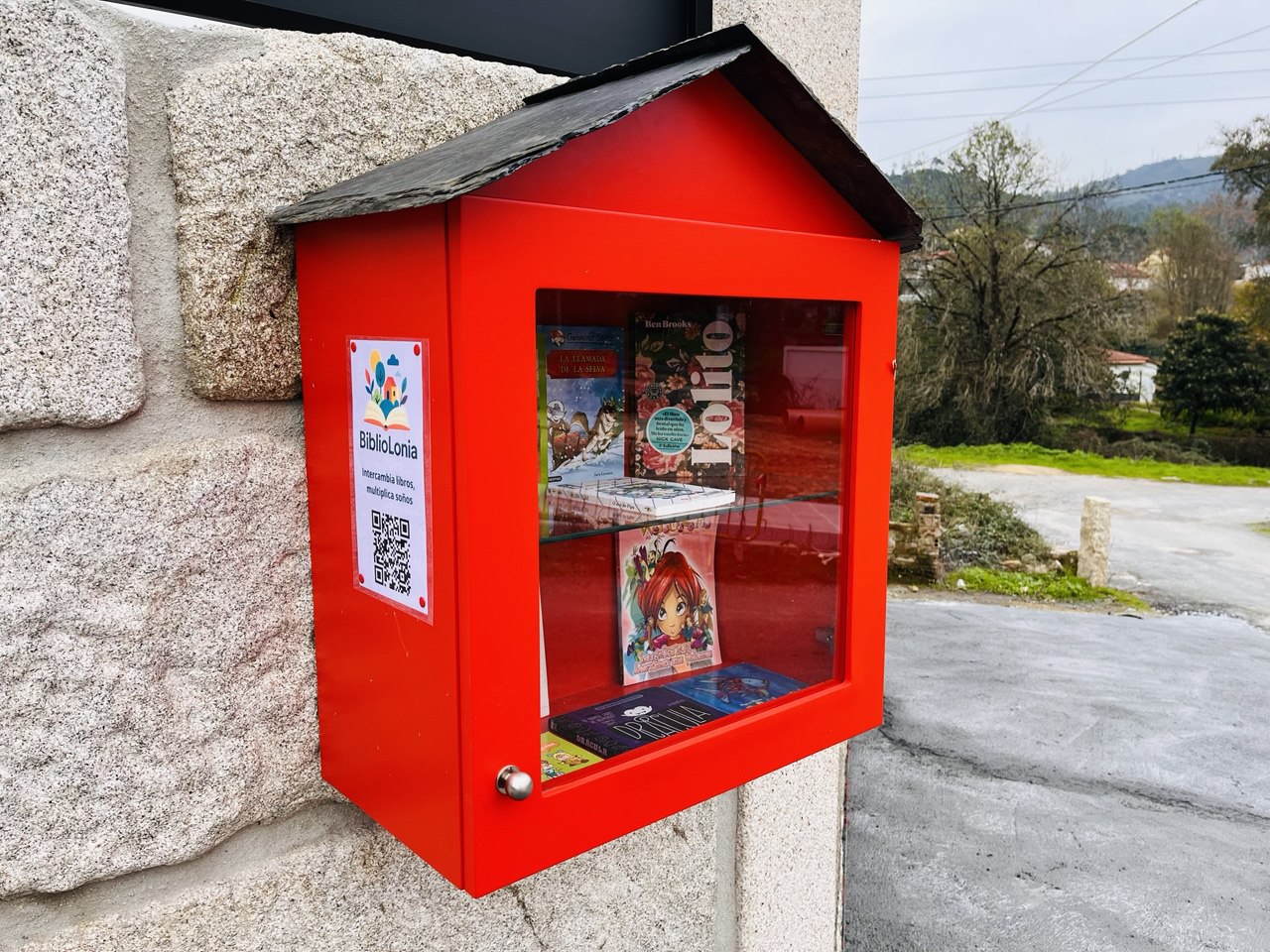 BiblioLonia - Libros junto al río